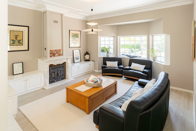 How to Choose a Statement Range Hood for Your Kitchen